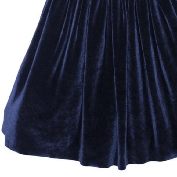 NWT ISABEL GARRETON Holiday Velvet Girls Dress - Picture 4 of 7